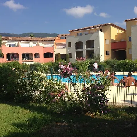 Domaine Des Lavandiers Appartement *
